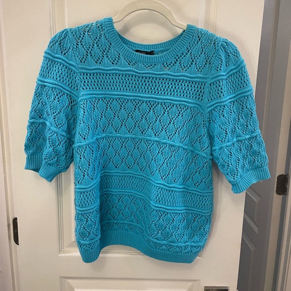 Tops - Turquoise knit blue sweater short sleeve